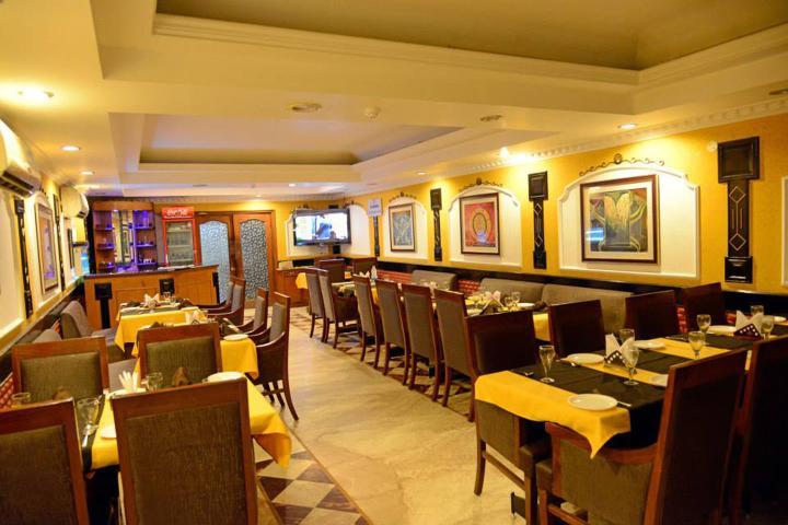 Hotel City Heart Residency Chandigarh Bagian luar foto